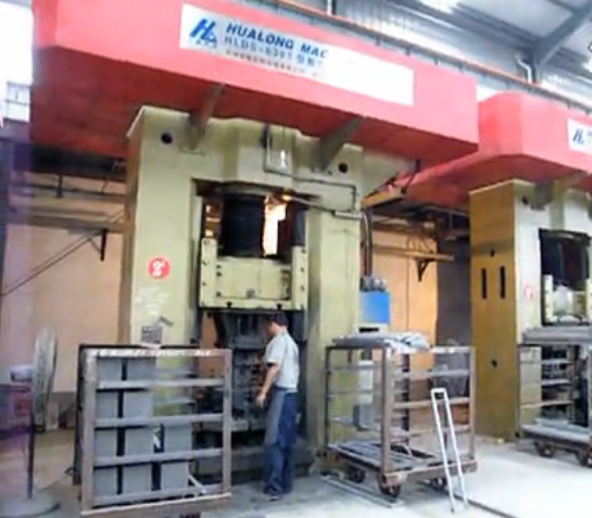 630噸、400噸電動螺旋壓力機生產現場視頻